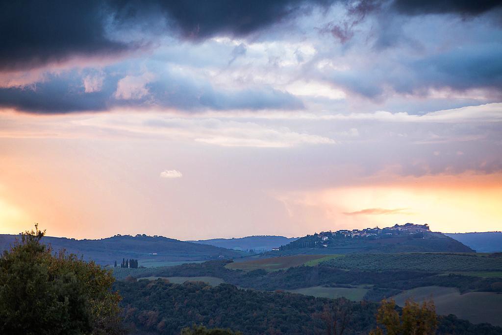 Agriturismo Grossola Castiglione d'Orcia Bagian luar foto