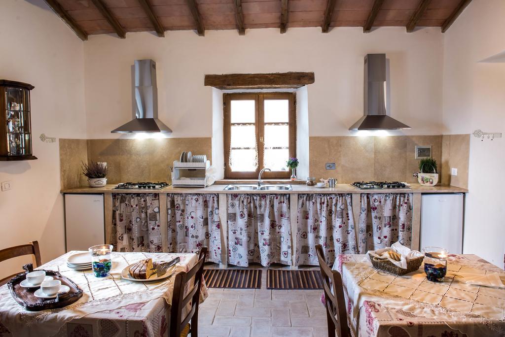 Agriturismo Grossola Castiglione d'Orcia Bagian luar foto