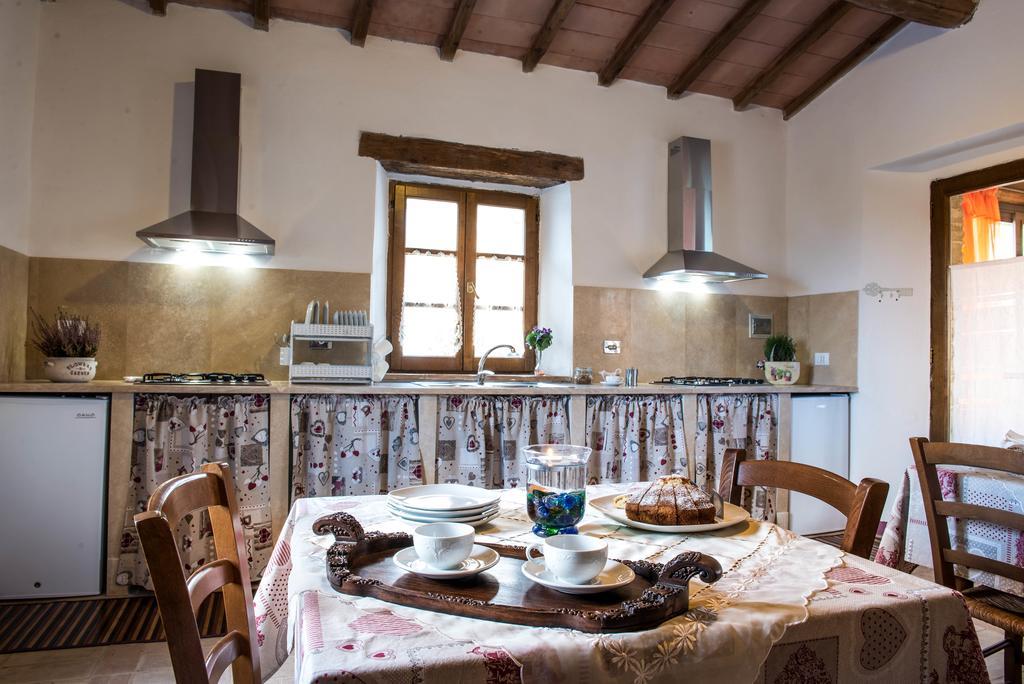 Agriturismo Grossola Castiglione d'Orcia Bagian luar foto