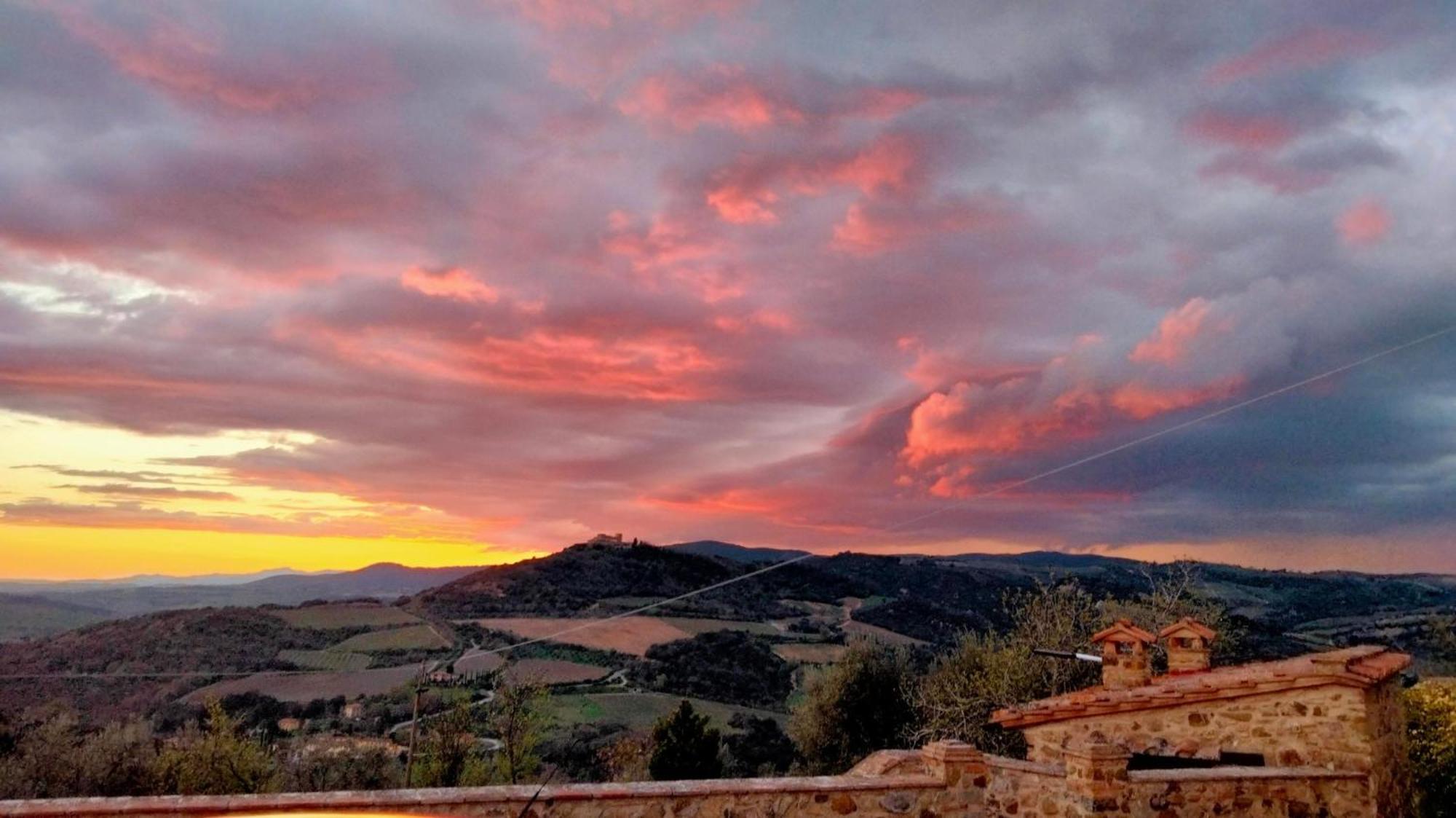 Agriturismo Grossola Castiglione d'Orcia Bagian luar foto