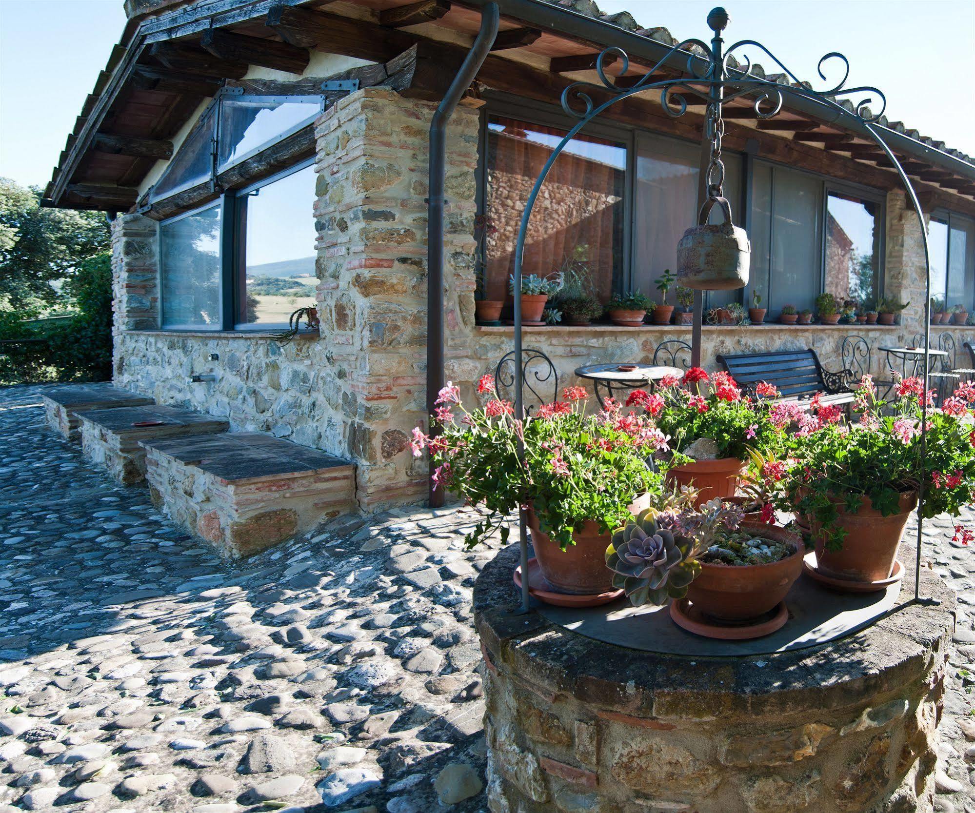 Agriturismo Grossola Castiglione d'Orcia Bagian luar foto